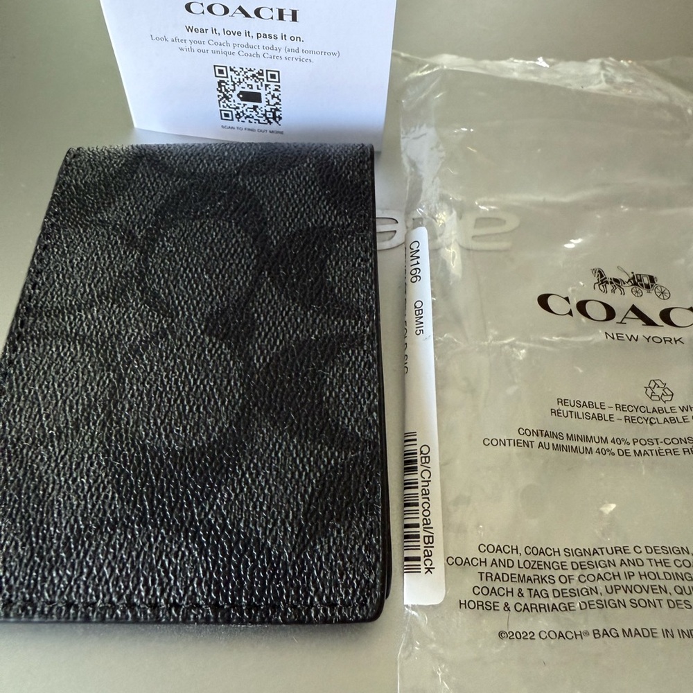 Coach Compact Billfold